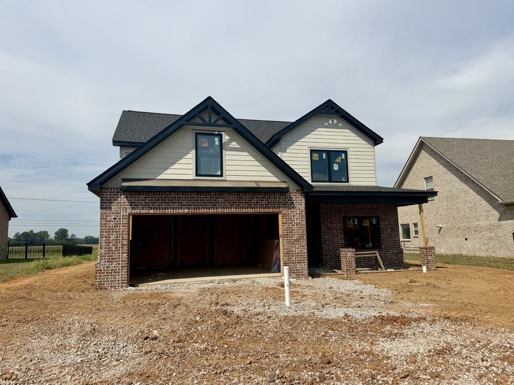 3722 Stillwater Pt, Clarksville