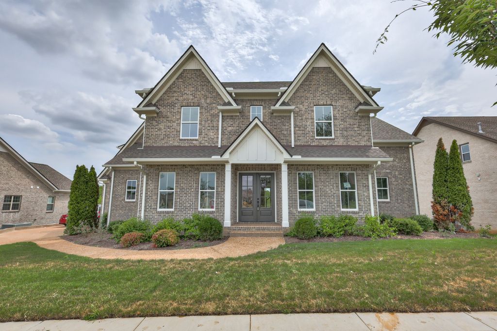 1497 Eden Rose Pl, Nolensville