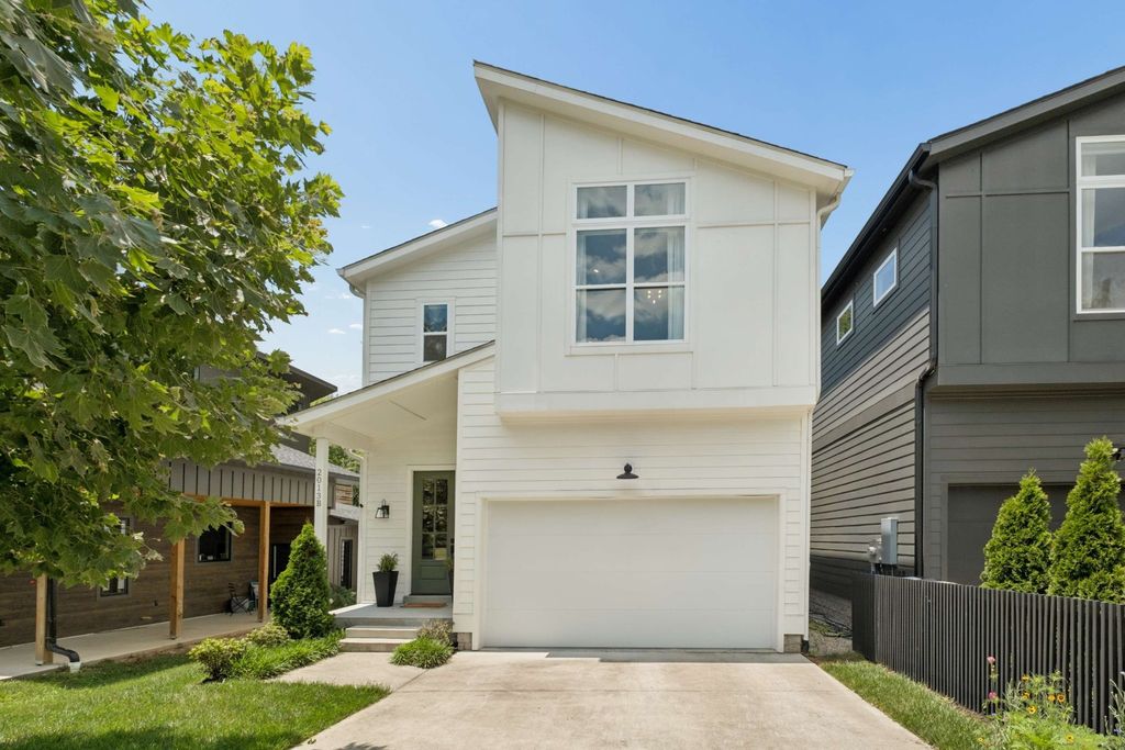 2013b Hutton Dr, Nashville