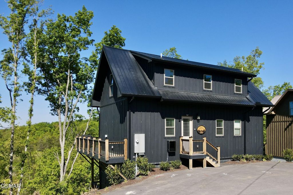 1337 Lake Haven Way, Sevierville