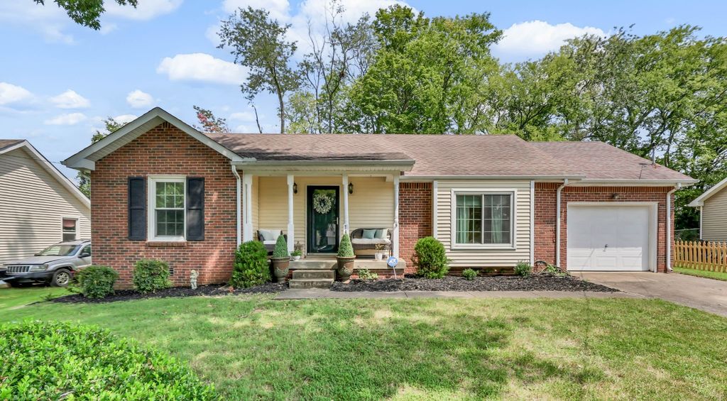 767 Hayden Dr, Clarksville