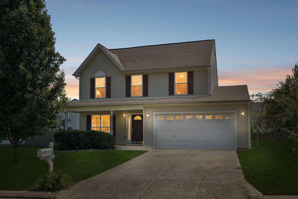 1029 Vanguard Dr, Spring Hill