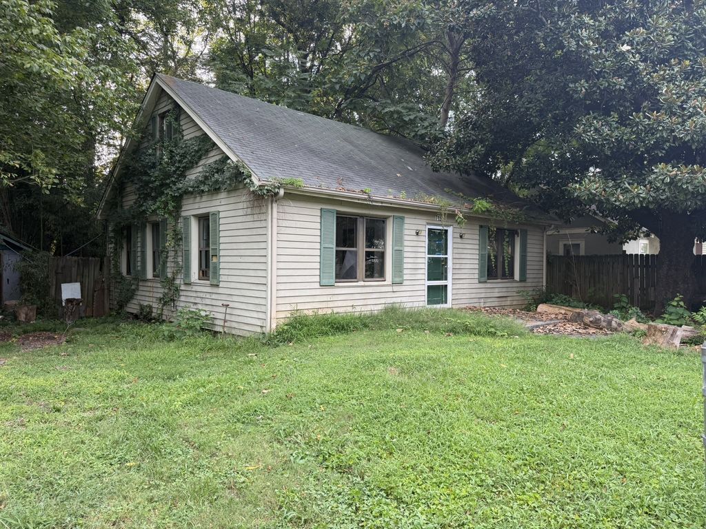 715 Lee St, Murfreesboro