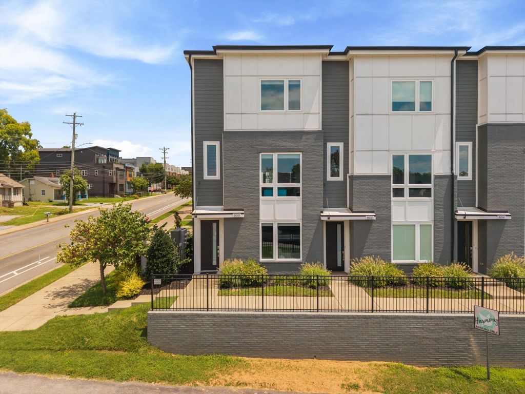 800 Vibe Pl, Nashville
