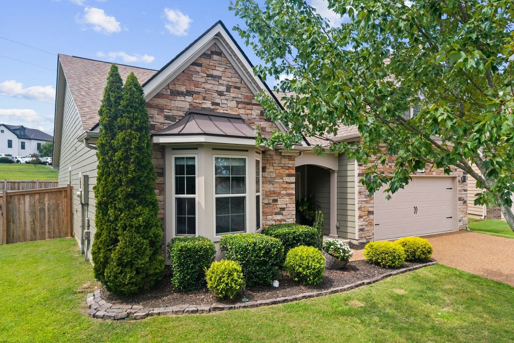 7005 Rachel Ct, Spring Hill