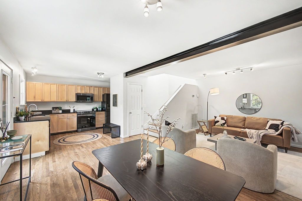 940 Gale Ln 127, Nashville