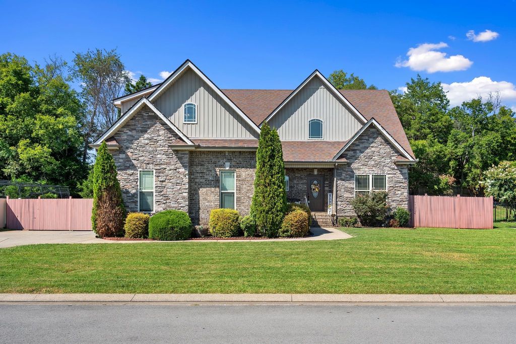 5232 Honeybee Dr, Murfreesboro