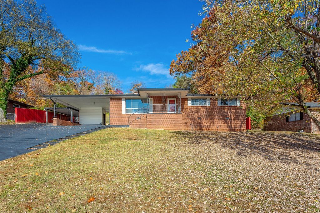 841 Ashland Terrace, Chattanooga