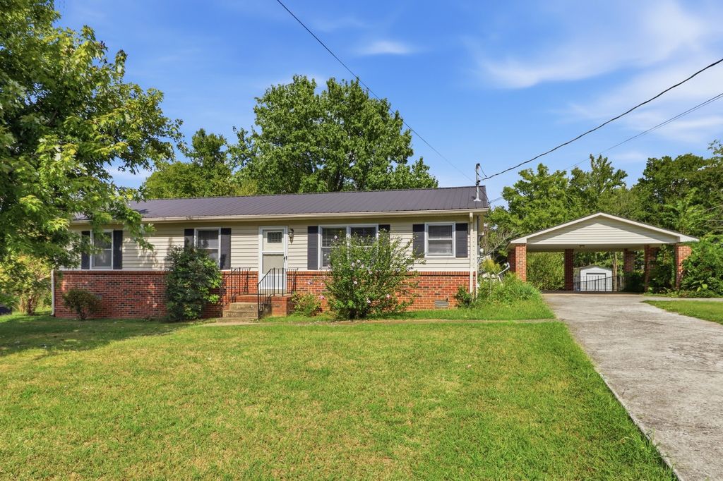 1205 Highway 82 S, Shelbyville