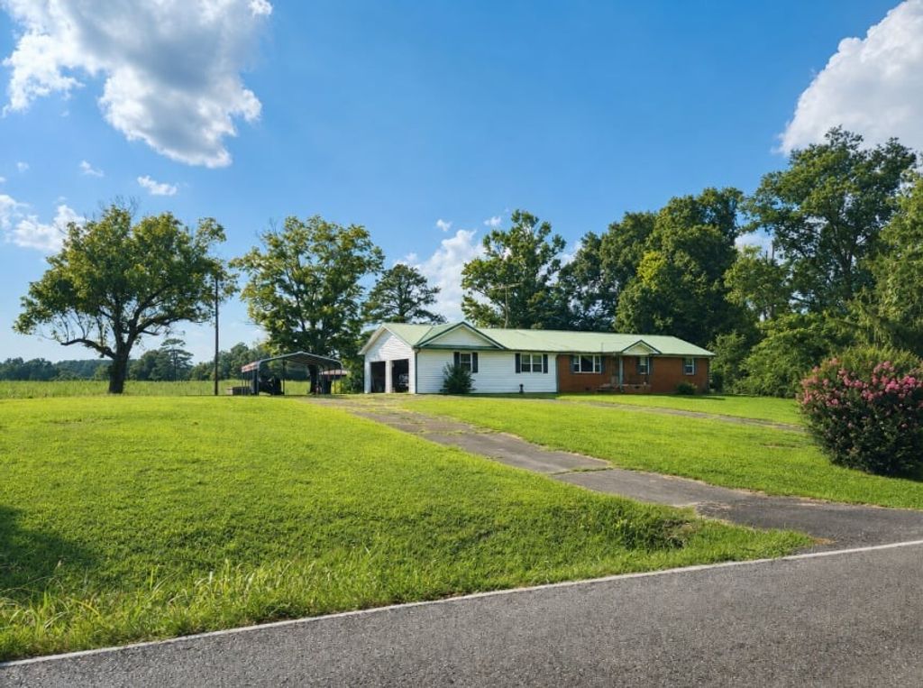 184 Tunnel Hill Rd Sw, Cleveland