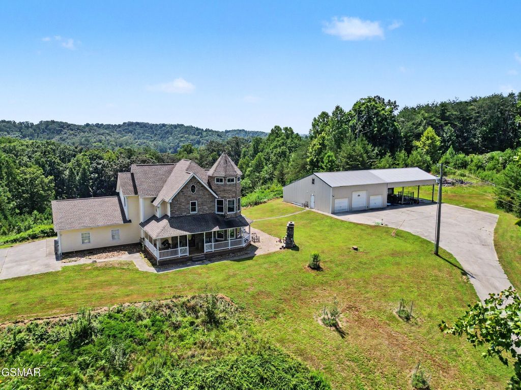582 Bethlehem Road, Madisonville