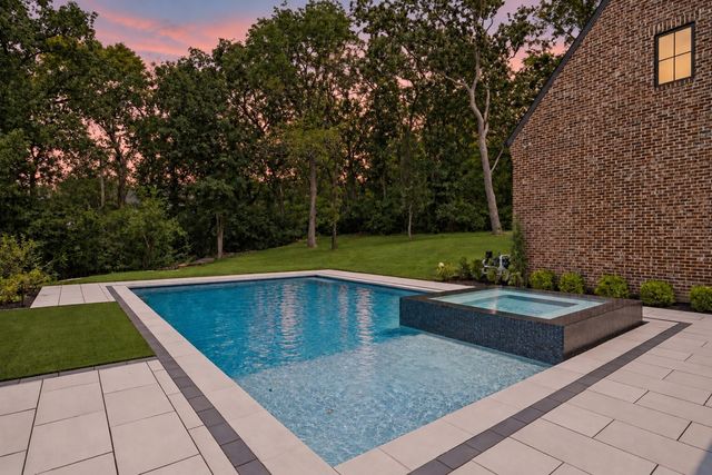 4520 Shys Hill Rd, Nashville