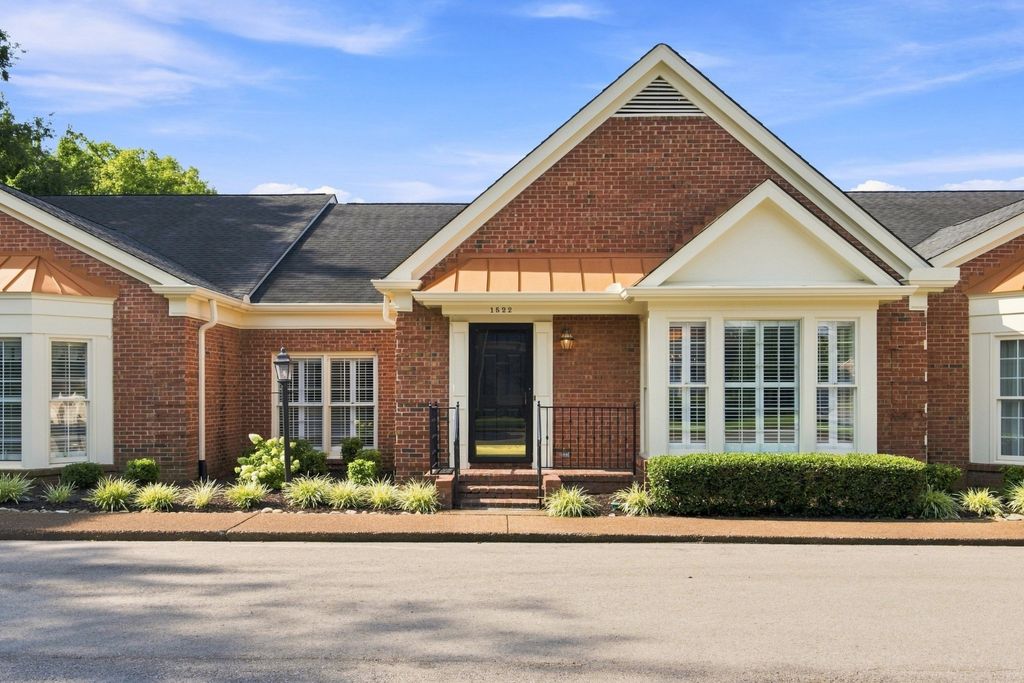 1522 Saint Charles Pl, Murfreesboro