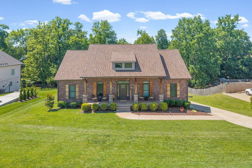 548 Dixie Ln, Pleasant View