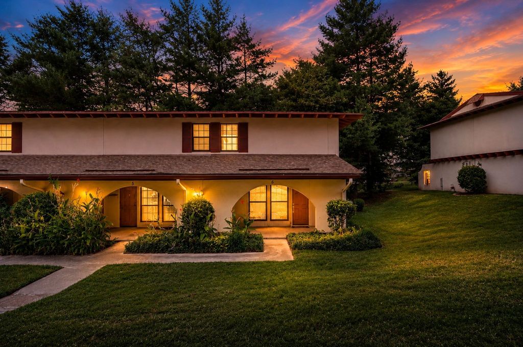 210 Old Hickory Blvd 6, Nashville