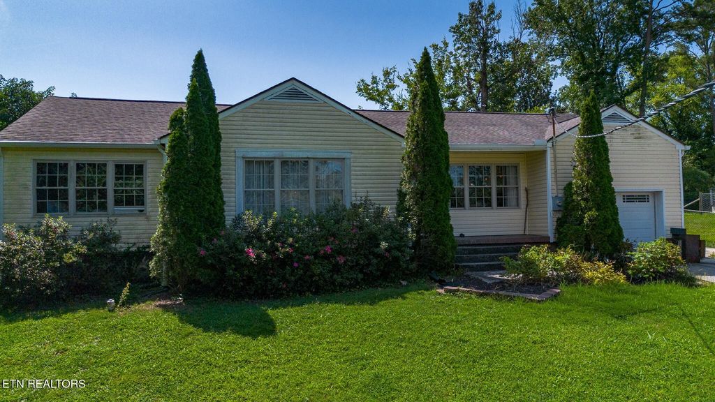 1120 Old N Kentucky St, Kingston