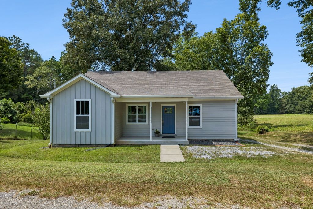 10124 Bee Branch Rd, Bon Aqua