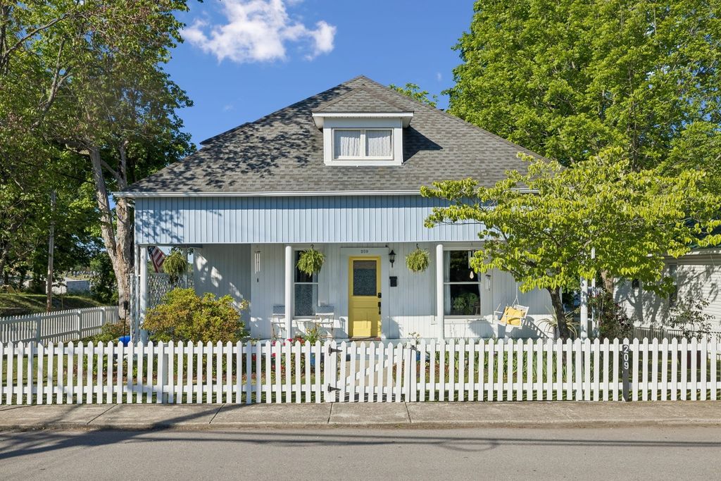 209 Murrell St, Dickson