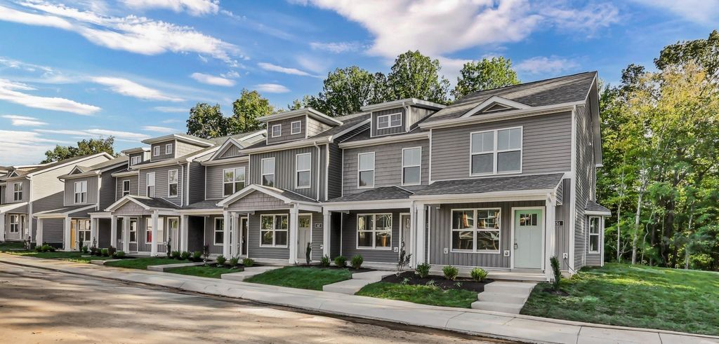 147 Quarry Point Dr, Clarksville