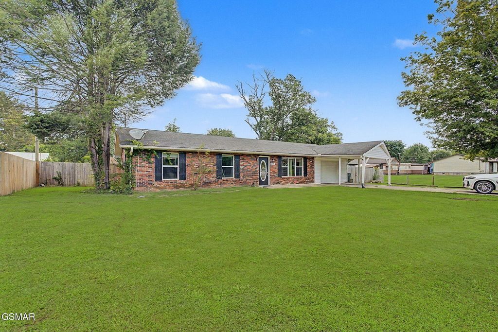2319 Pittman Center Road, Sevierville