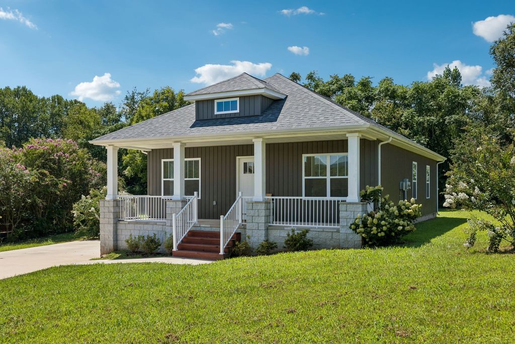 177 Hidden River Ave, Sparta