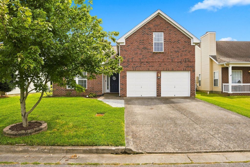 1277 Bending Creek Dr, Antioch