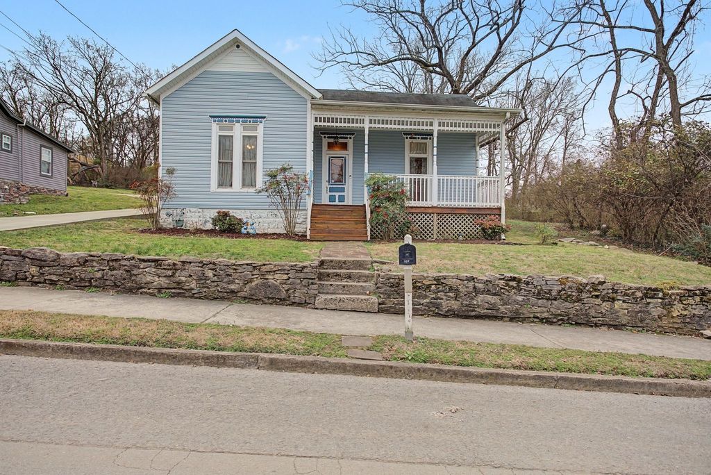 407 W 12th St, Columbia