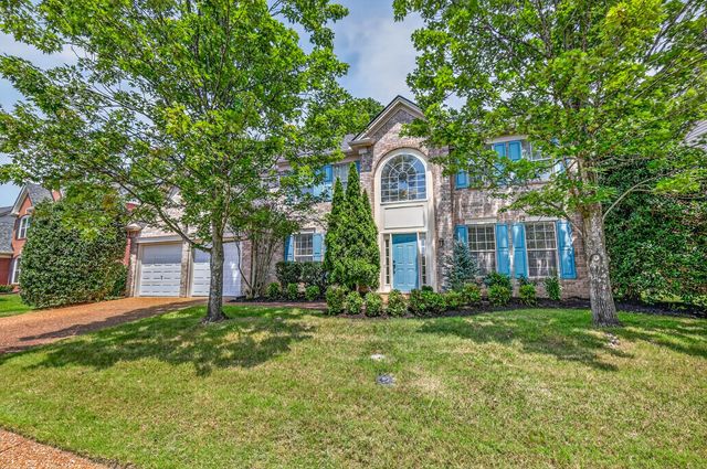 118 Wheaton Hall Lane, Franklin