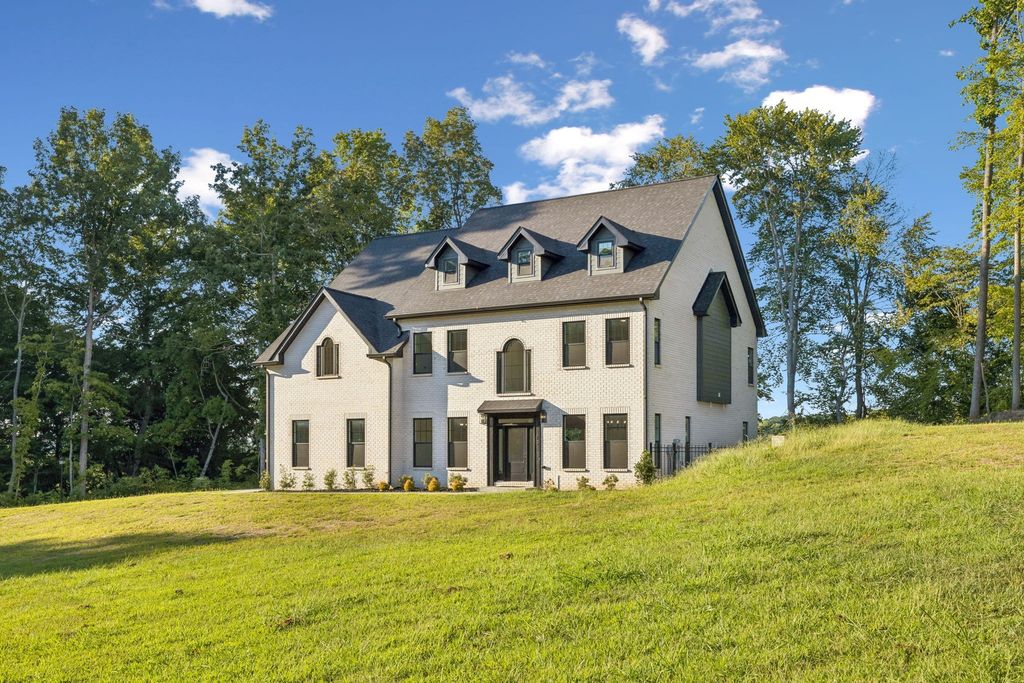 107 Miramare Way, Adams