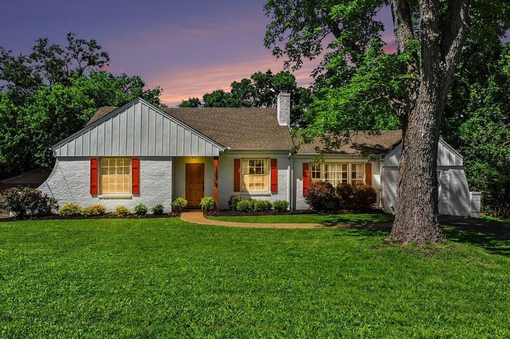 1207 Kenwood Dr, Nashville