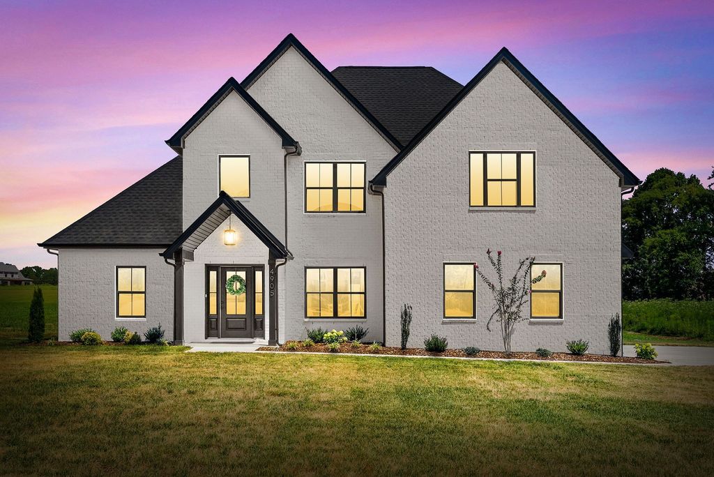 4905 Royal View Way, Clarksville