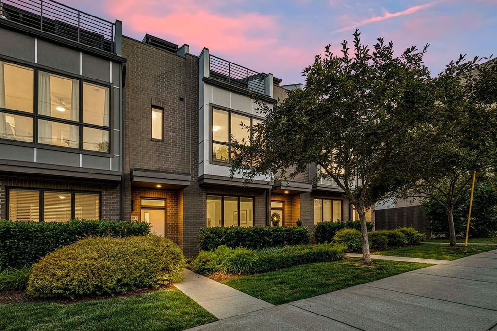 719 Bradford Ave, Nashville