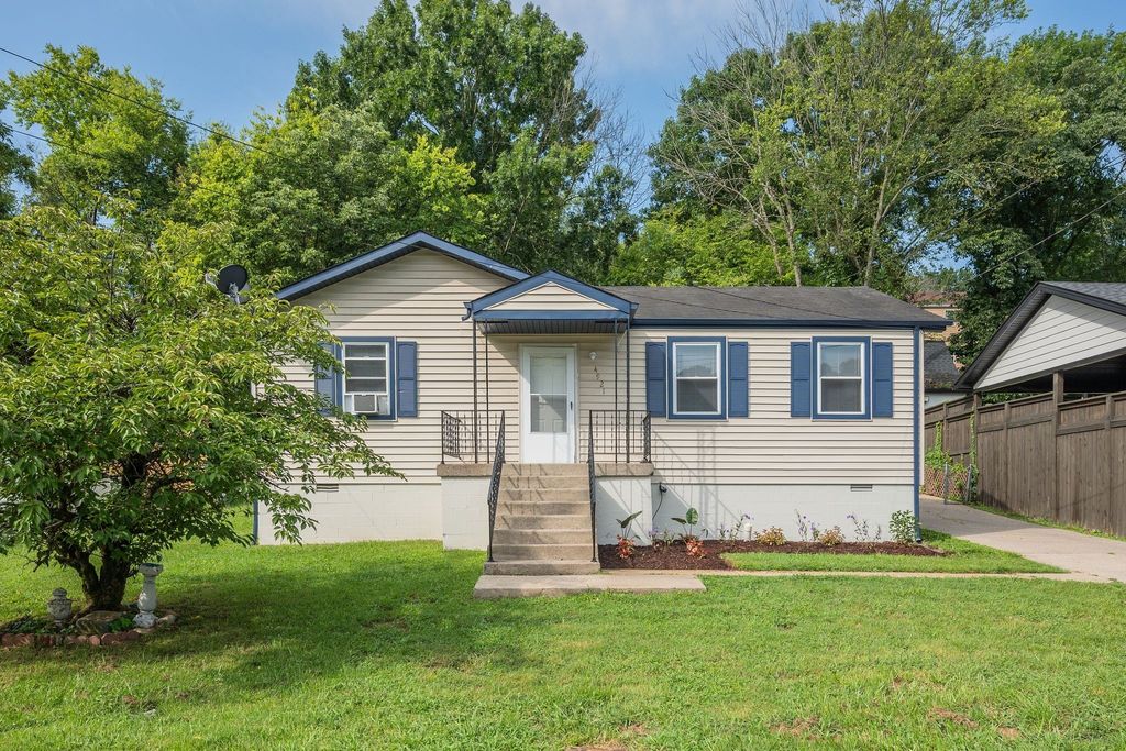 4921 Barclay Square Dr, Antioch