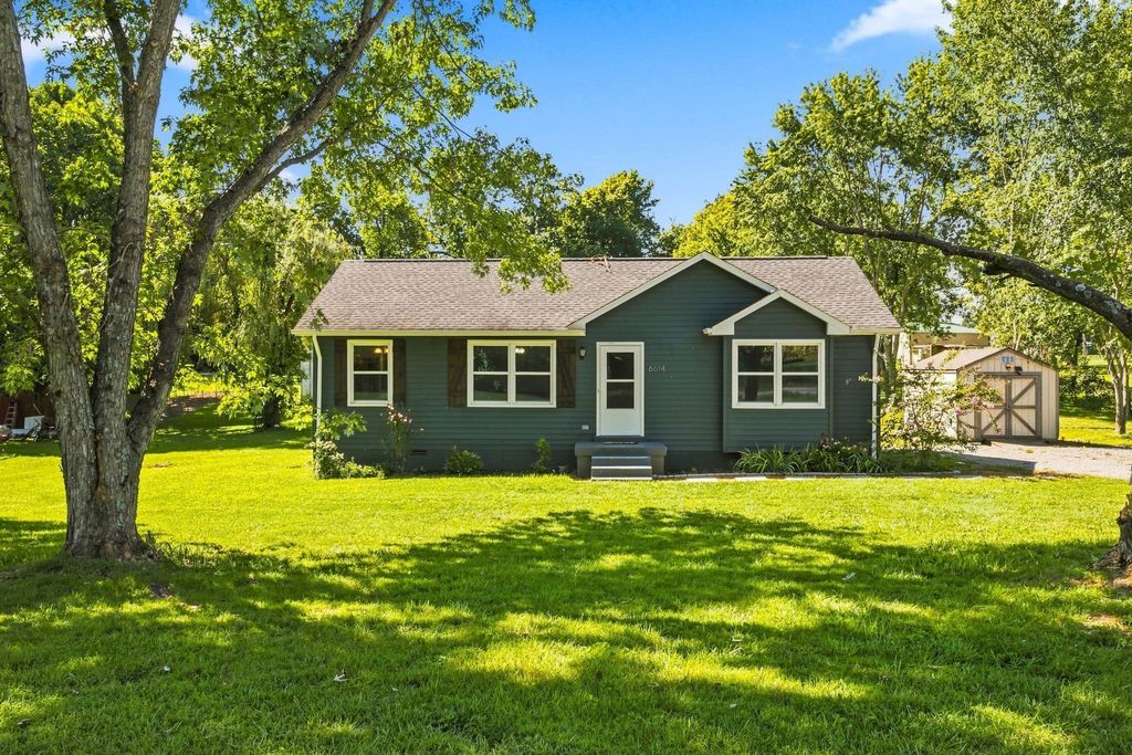 6614 Highway 49 E, Springfield