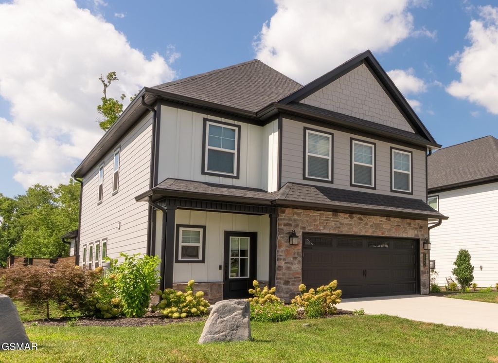 1722 Melton Meadows Drive, Maryville