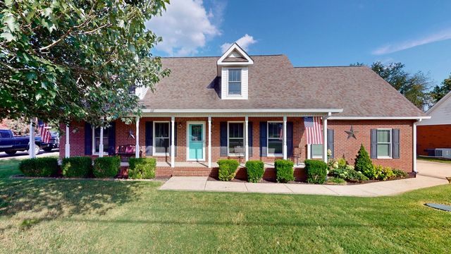 218 Autumn Glen Dr, Murfreesboro
