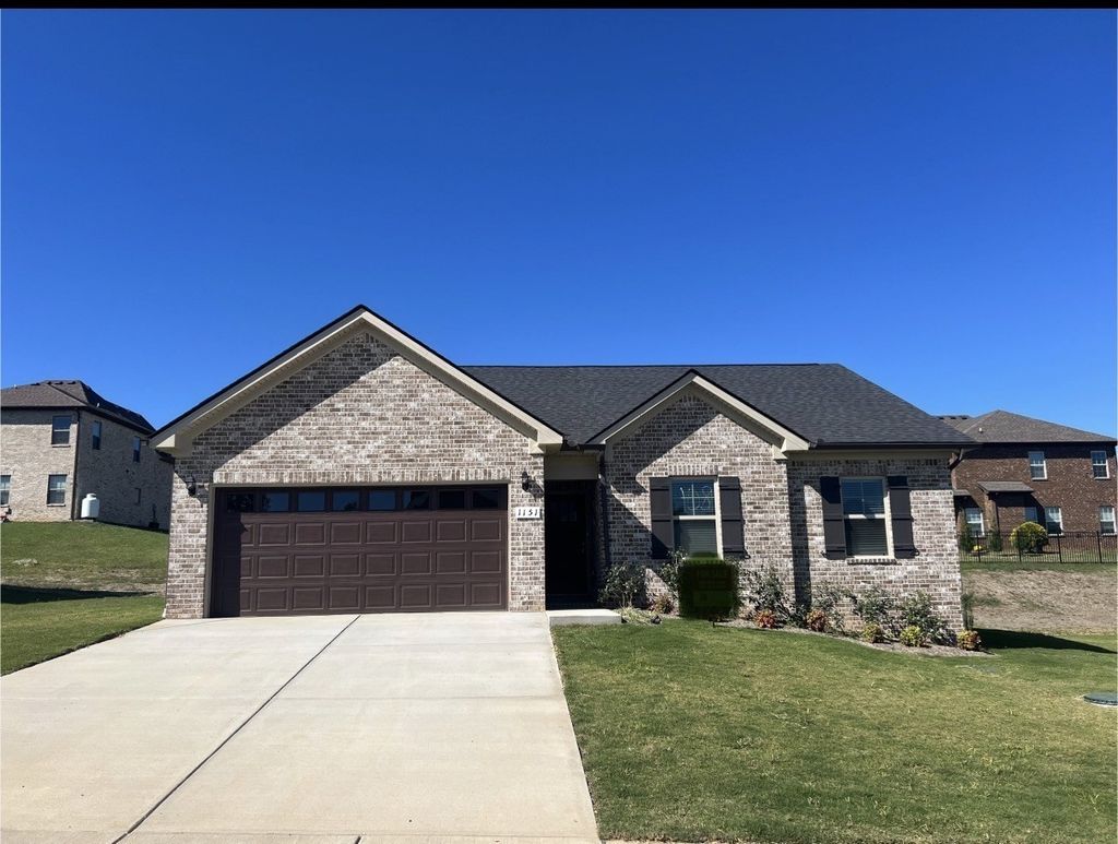 1268 Amber Hills Drive, Ashland City