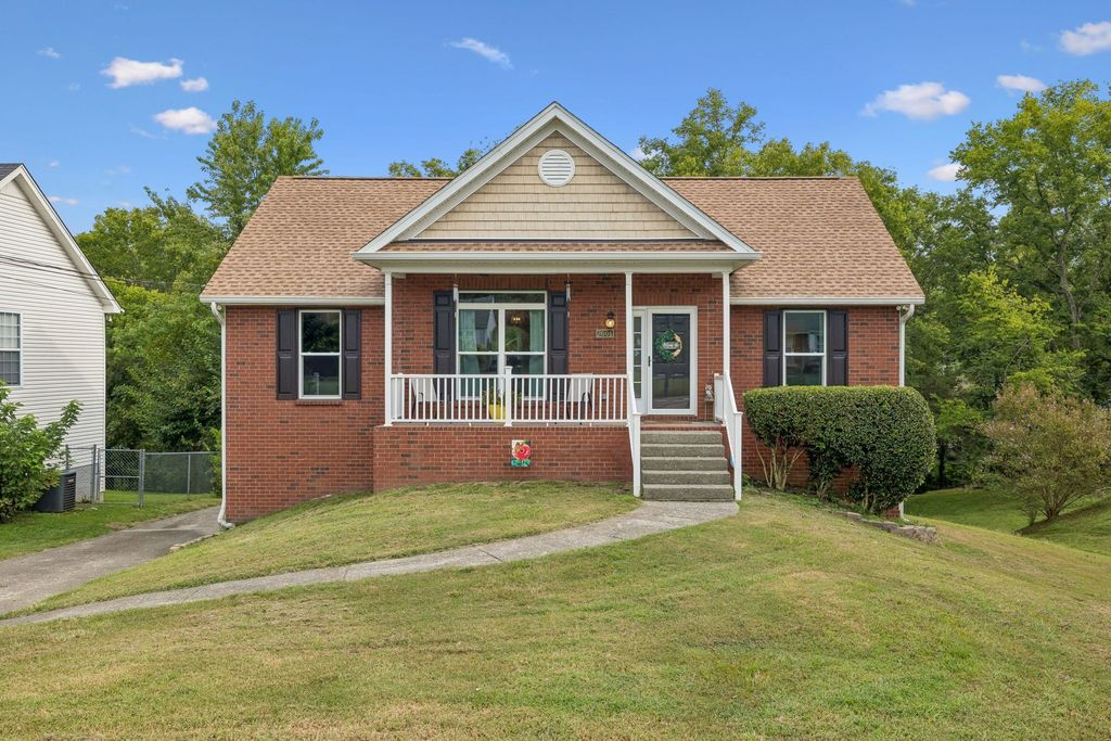 2601 Woodberry Dr, Nashville