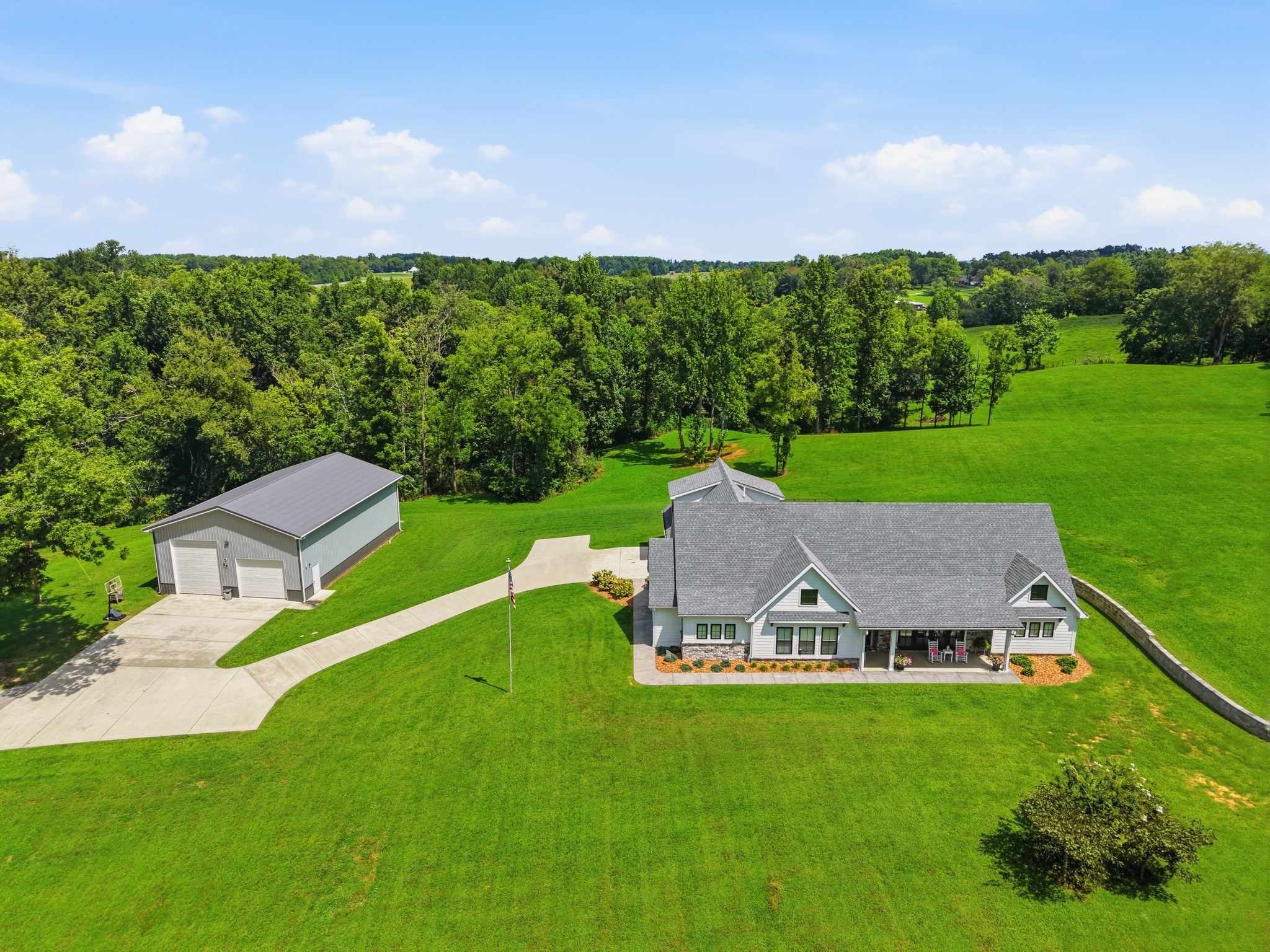 Photo of Listing #3518818