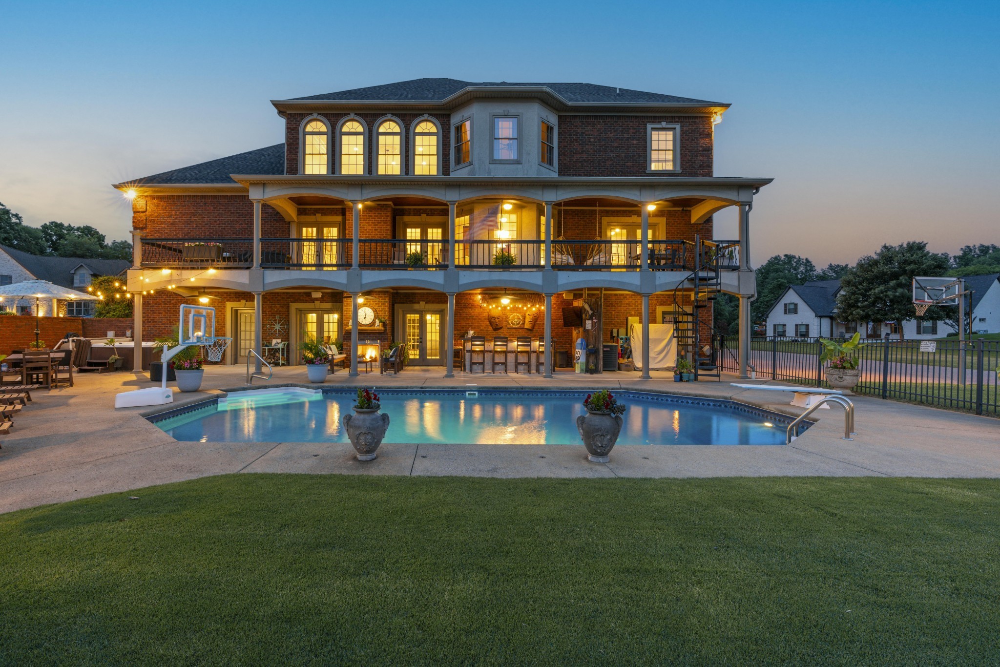 Photo of Listing #3518959