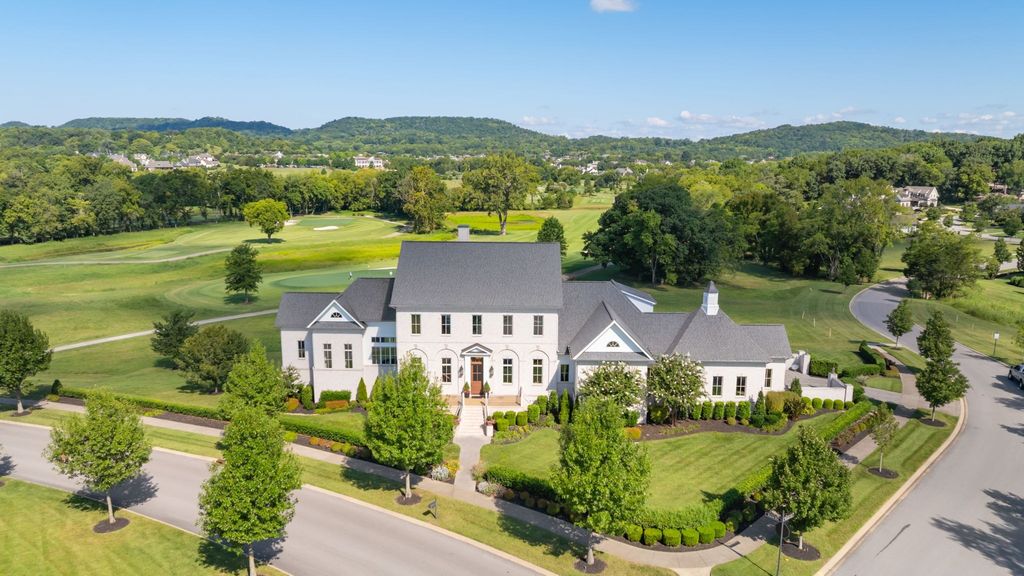 8400 Heirloom Blvd, College Grove