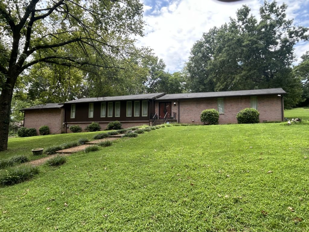 4321 Setters Rd, Nashville