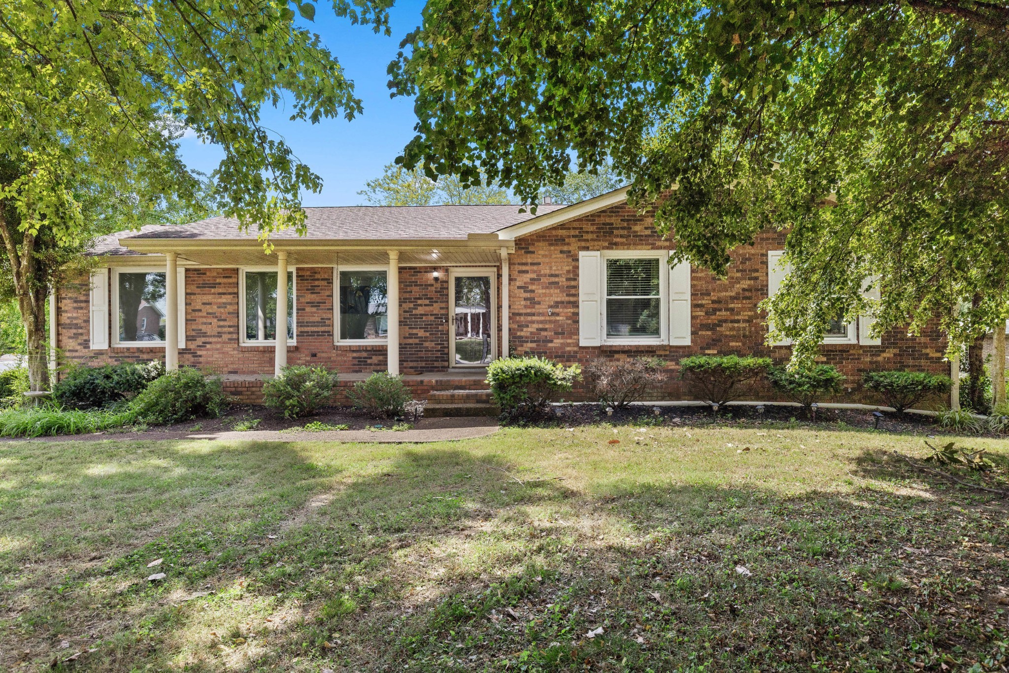 Photo of Listing #3519052
