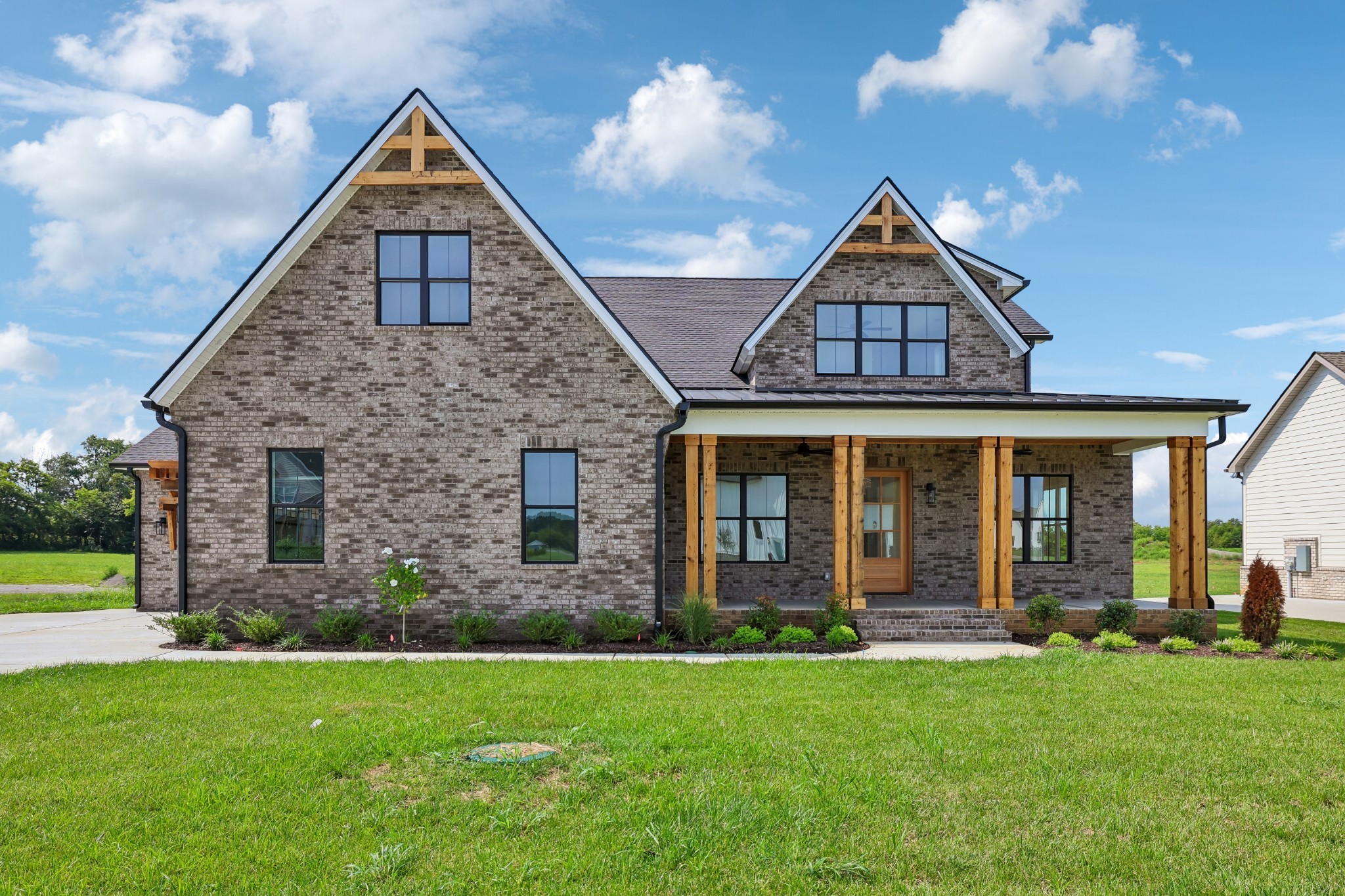 Photo of Listing #3519145