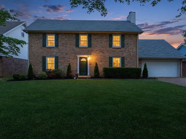 609 Sugartree Ln, Franklin