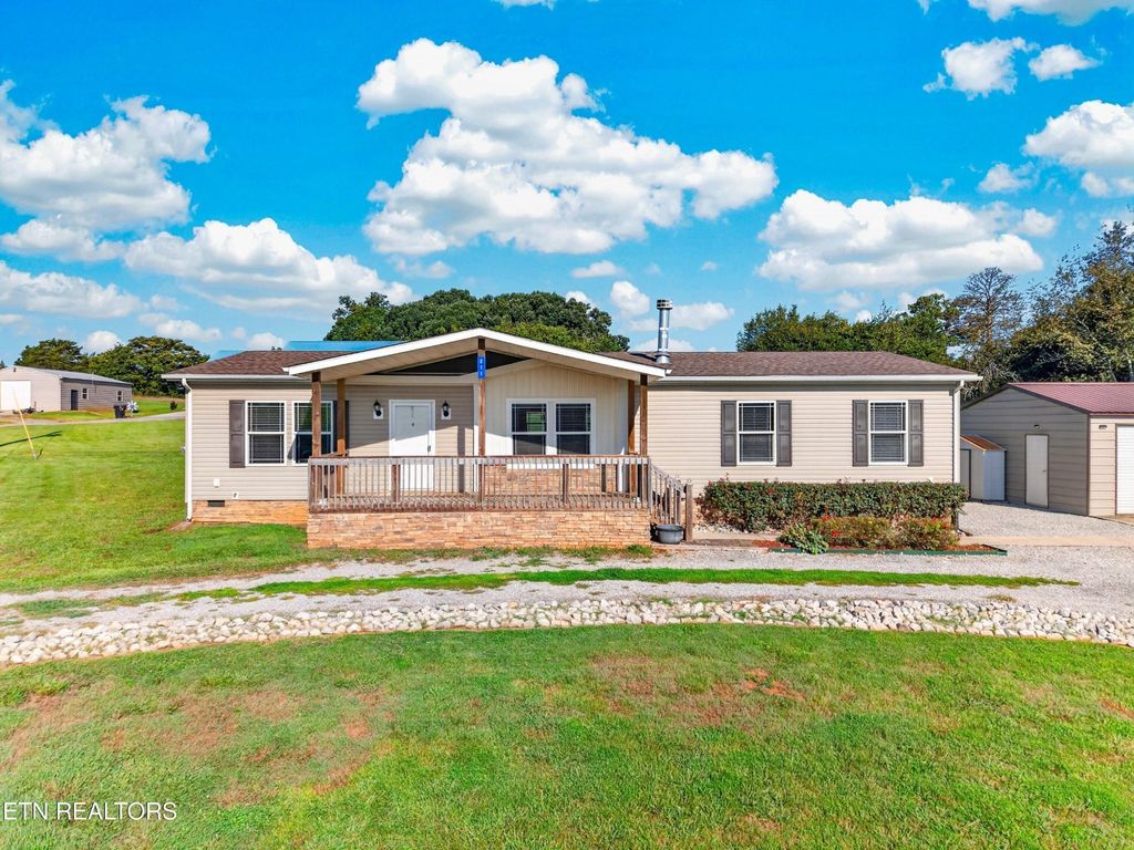 211 S Springview Rd, Maryville