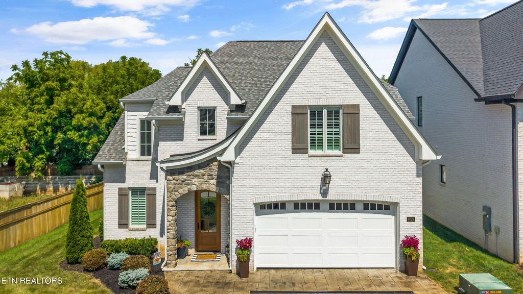 9729 Lantern Way, Knoxville