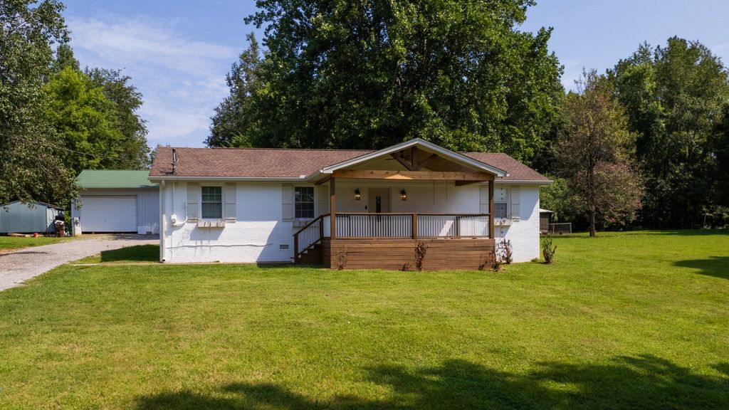 405 Twin Cove Dr, Lebanon