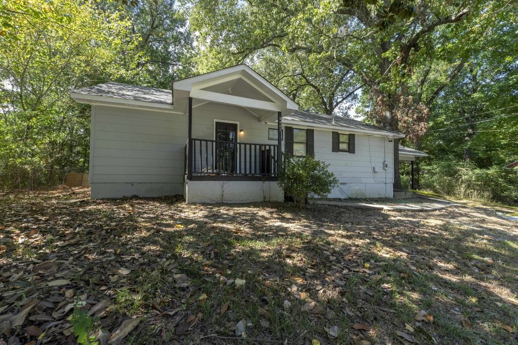 2067 Collier Dr, Memphis