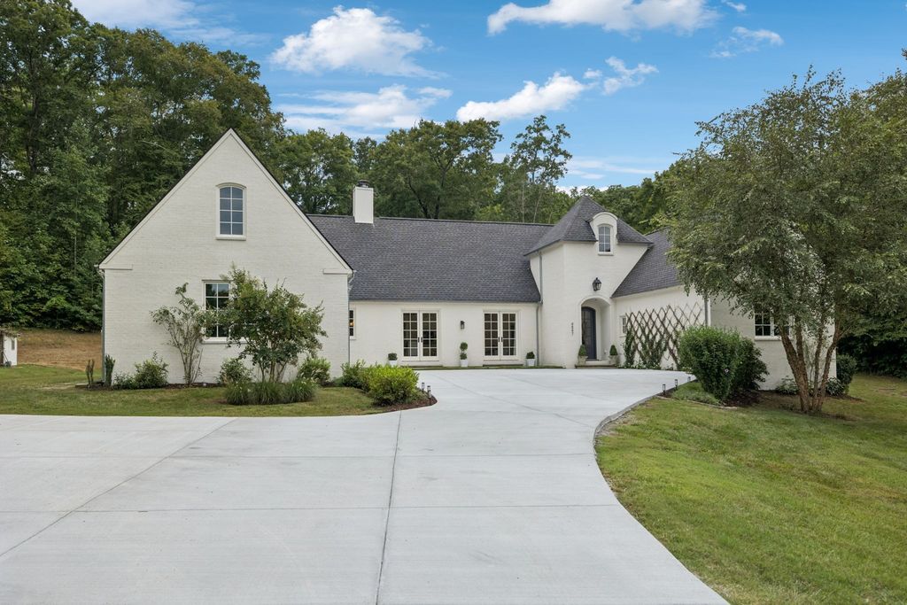 4847 Smithson Rd, College Grove